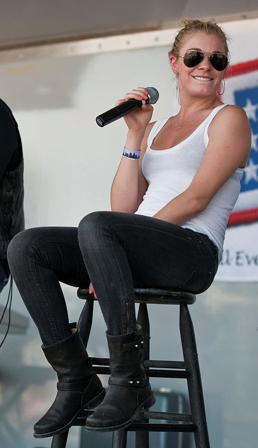 LeAnn_Rimes_on_stage